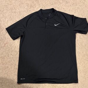 Nike Men's Black Short Sleeve Performance Tee